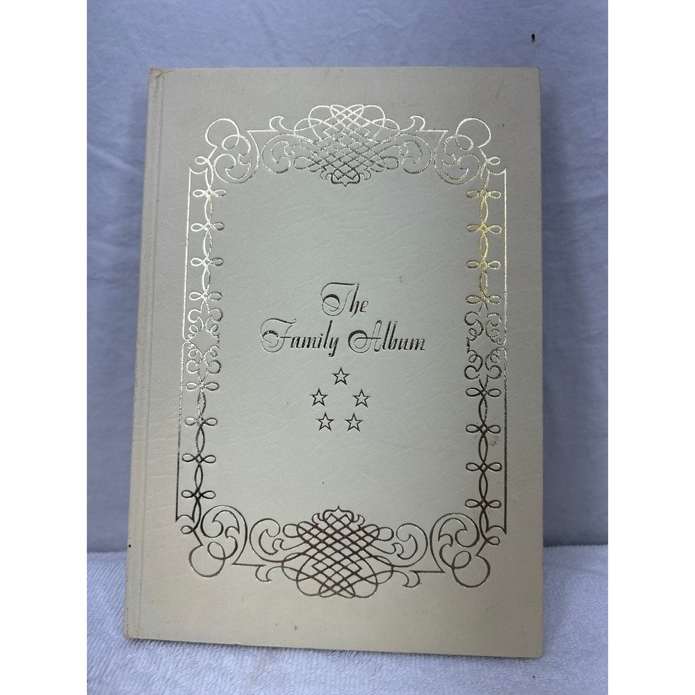 Vintage 1970 The Family Album Ideals Publishing Co Hardcover Gold Foil Embossed
